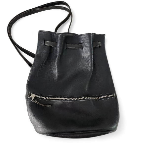 ROOTS Vintage Genuine Leather Black Drawstring Backpack medium - Picture 1 of 13